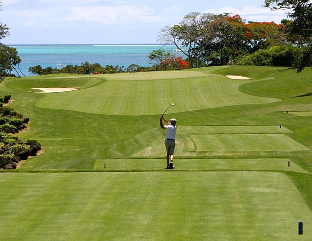 Seeking Golf Tips? Look Below To Improve Your Game!